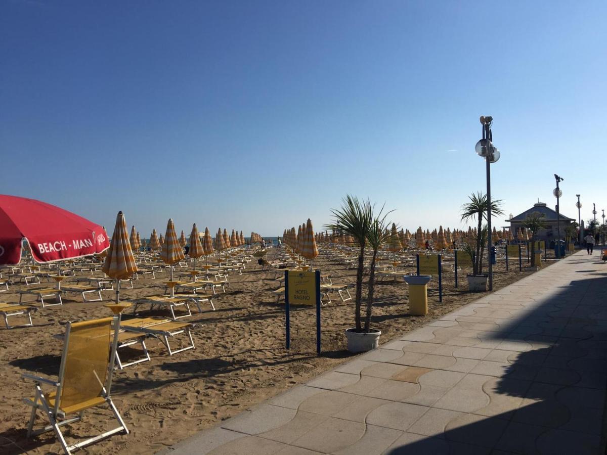 Appartamento Dalmazia 10 Lido di Jesolo Exterior photo